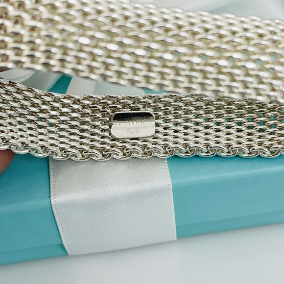 7.25" Tiffany & Co Somerset Flexible Mesh Weave Bangle Bracelet in Silver - Picture 4 of 8